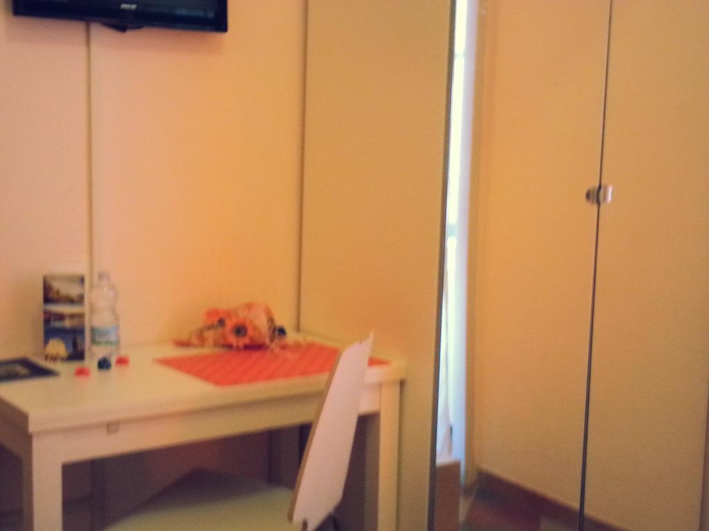 Amarfia Bed & Breakfast - Your Home In Salerno Kamer foto